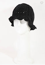 Load image into Gallery viewer, Crotchet Hats