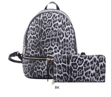 Load image into Gallery viewer, Leopard backpack
